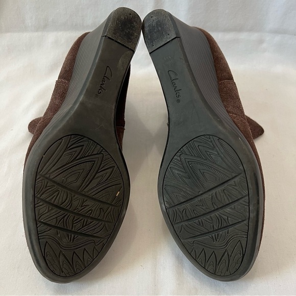 Clark’s Dark Brown Suede Wedge Booties - Picture 6 of 6